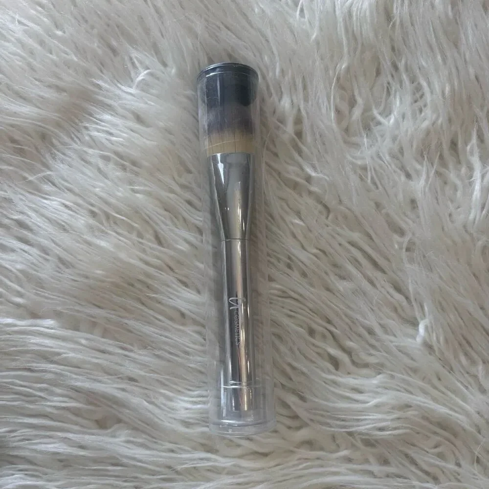 It Cosmetics Heavenly Luxe Plush Paddle Foundation Brush KEW70W